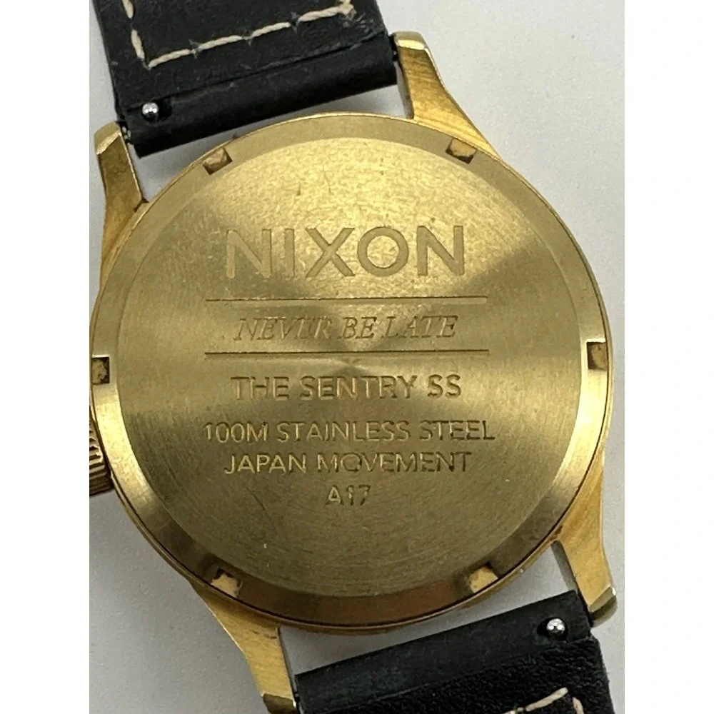 Nixon The Sentry Never Be Late‎ New Battery Mens Watch 42MM 8